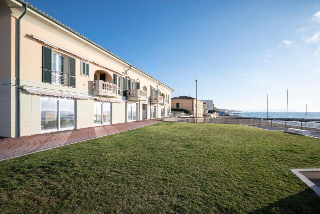 Suite Vista Mare San Vincenzo Eksteriør billede